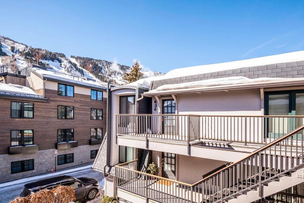 Chateau Dumont Unit 15, Spacious Top Floor Condo, Two Blocks From Aspen Mountain 外观 照片